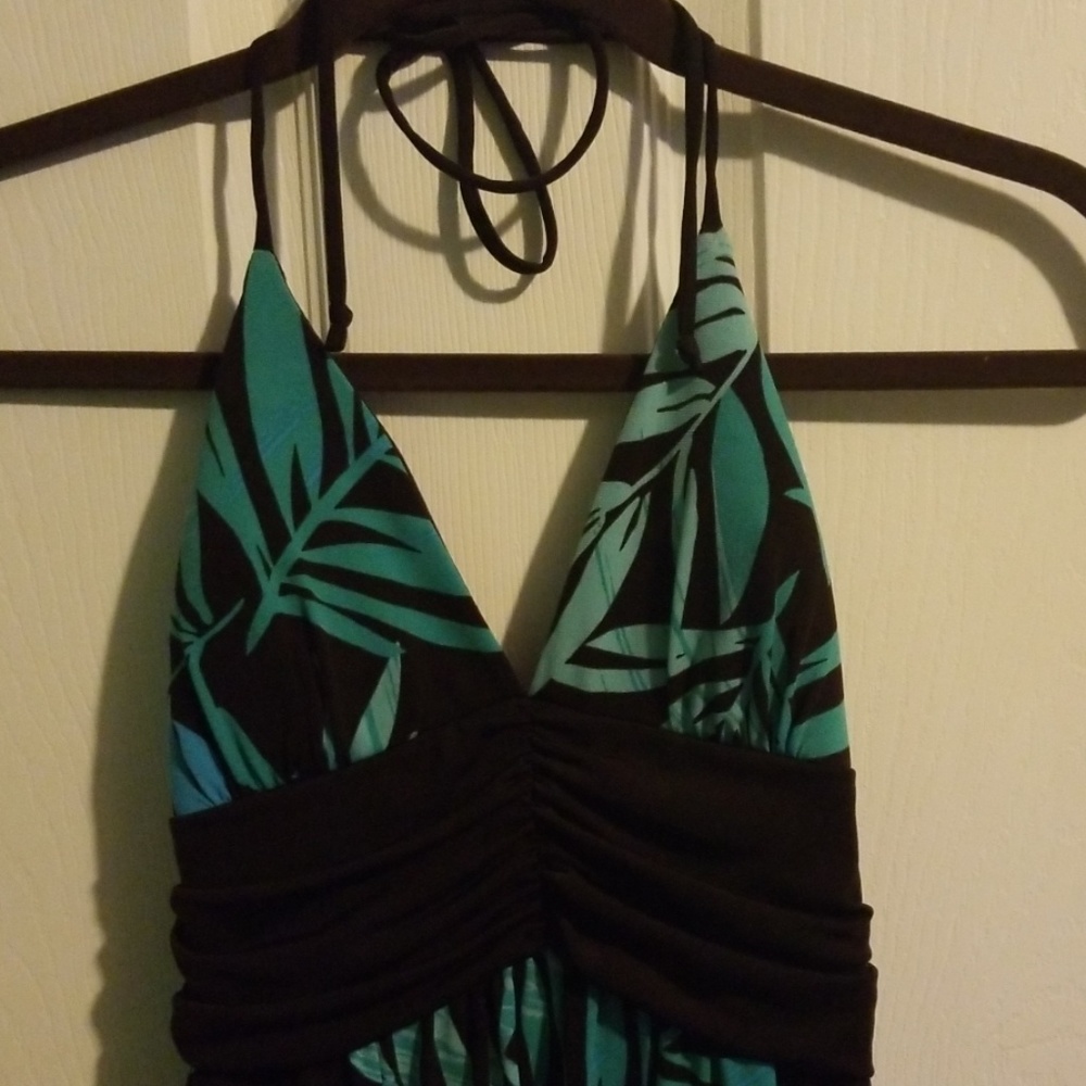 Dress - Picture 2 of 5